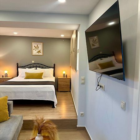 Appartamento Iris Luxury House Agioi Deka  Esterno foto