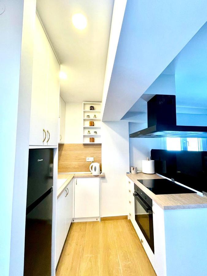 Appartamento Iris Luxury House Agioi Deka  Esterno foto