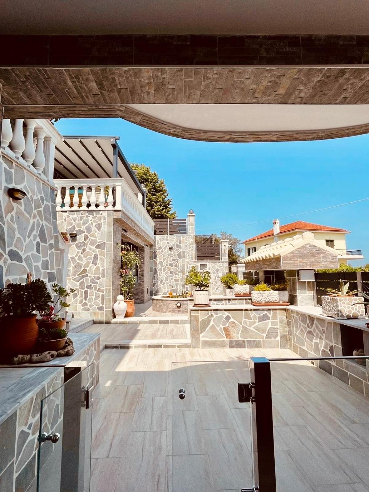 Appartamento Iris Luxury House Agioi Deka  Esterno foto